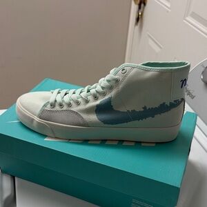 Men’s Nike SB Blazer Court Mid PRM